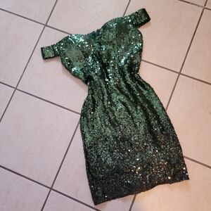 NWT Emerald Green Sequin Dress Off Shoulder Bodycon Mini